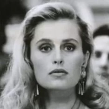 Maria Holvoe