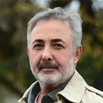 Mehmet Aslantuğ
