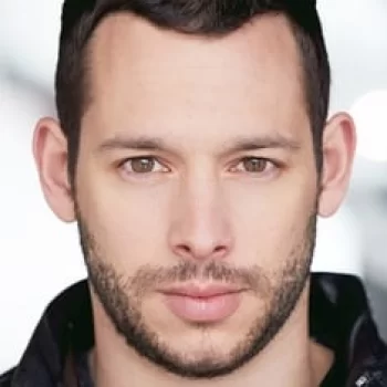 Mishka Thébaud