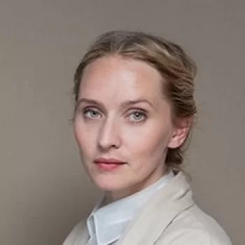 Mona Fastvold