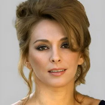 Nieves Navarro