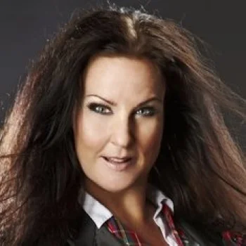 Nina Söderquist