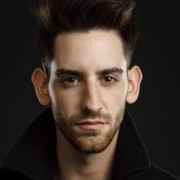 Noah Bain Garret