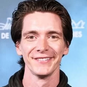 Oliver Phelps