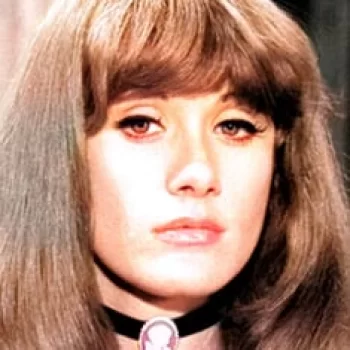 Robyn Hilton