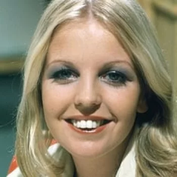 Sally Thomsett
