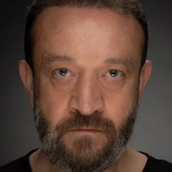 Şener Savaş