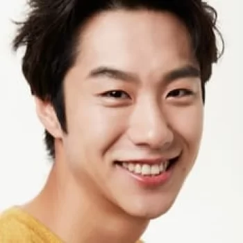 Shim Hee-sub