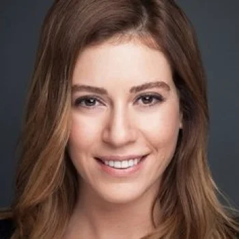 Sinem Kobal
