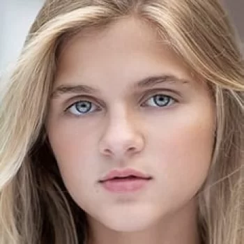Skylar Dunn