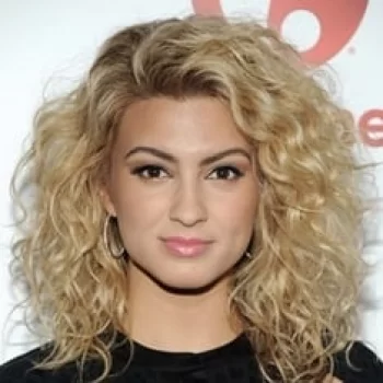 Tori Kelly