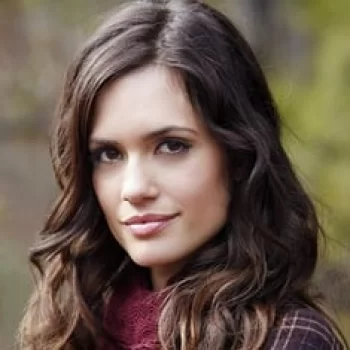 Torrey DeVitto