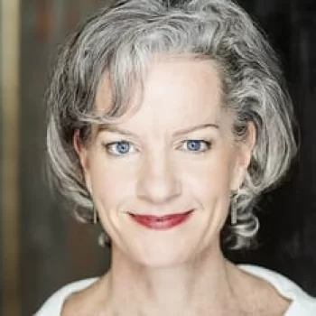 Tracey Hoyt