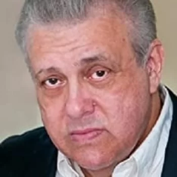 Vic Polizos