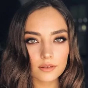 Zeynep Tuğçe Bayat