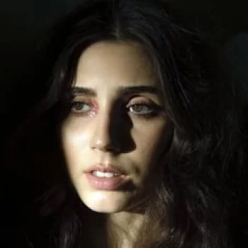 Zoe Hochbaum