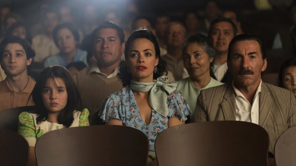 Film Anlatıcısı Kız - The Movie Teller