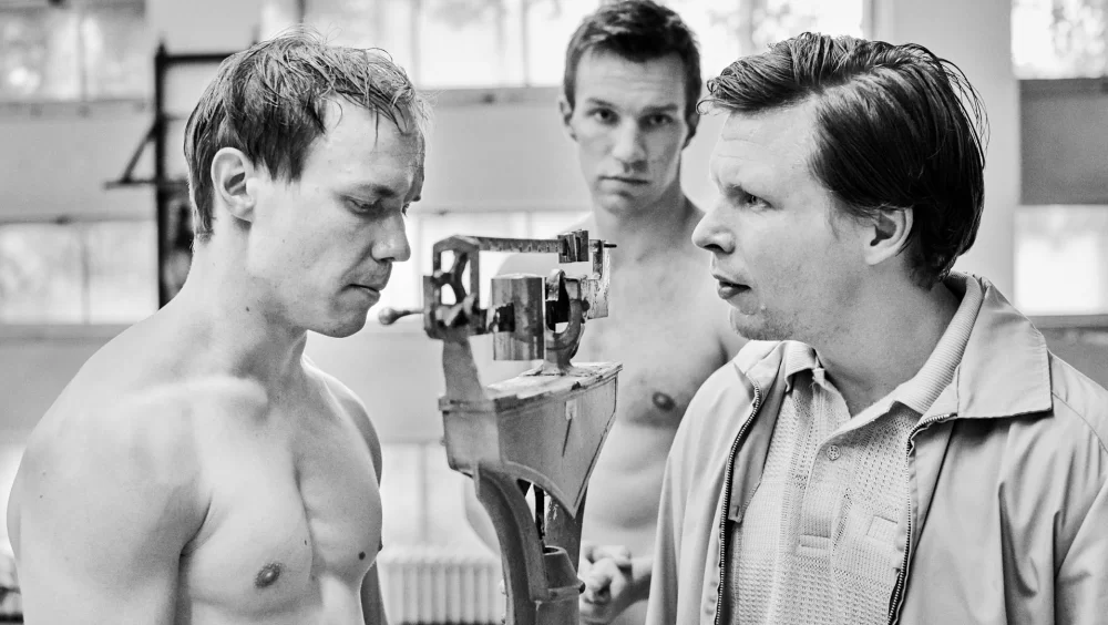 Olli Mäki'nin En Mutlu Günü - Hymyilevä mies